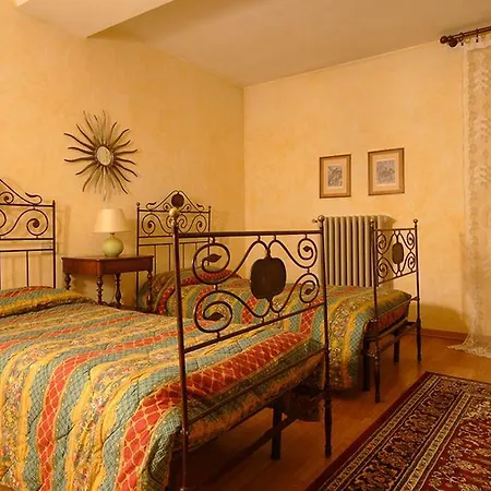 Azienda Agricola Palazzo Manzoni Vakantieboerderij *