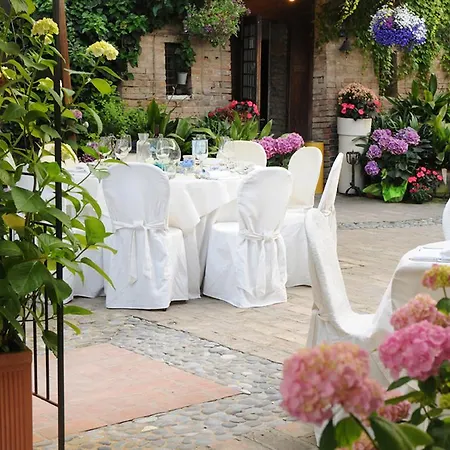 Vakantieboerderij Azienda Agricola Palazzo Manzoni *